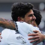 Gallos sorprende al Atlas