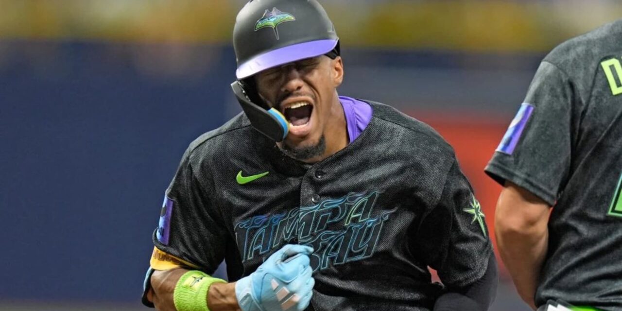 El sencillo impulsor de Simpson corona séptima de 4 carreras y Rays vencen 7-6 a Padres
