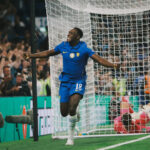 Chelsea gana en Copa de la Liga; Fulham avanza también