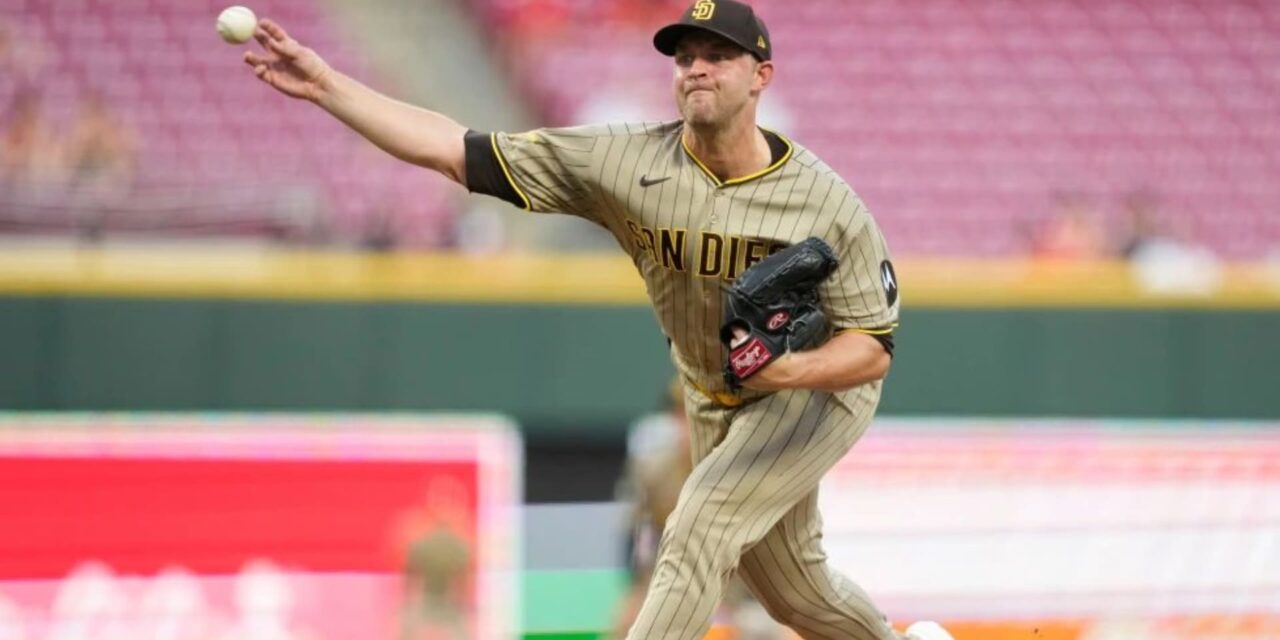 King poncha a 6 en 6 entradas y los Padres vencen a los Reds 5-0.