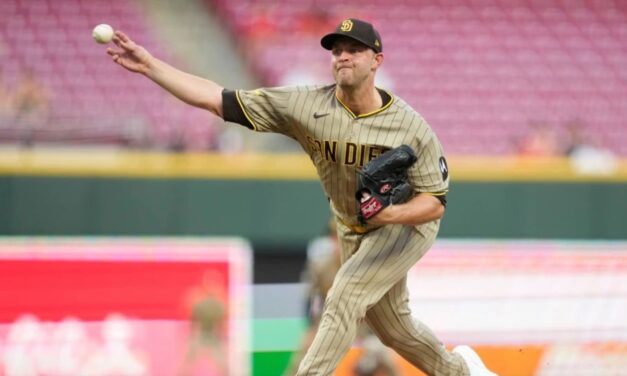 King poncha a 6 en 6 entradas y los Padres vencen a los Reds 5-0.