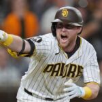 Sencillo de Cronenworth da a los Padres una victoria de 6-5 sobre los Giants