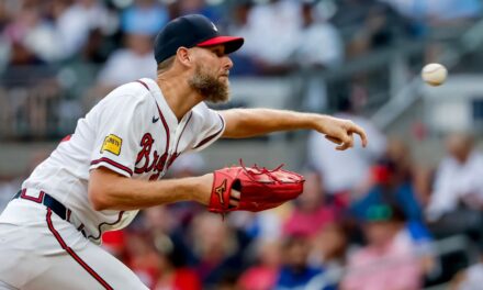 Chris Sale poncha a 11 en blanqueada de 5 hits; Bravos vencen 1-0 a Dodgers y los barren en 3 juegos