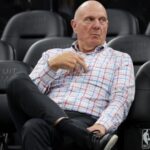 Steve Ballmer cede ante castigo de la NBA y se disculpa. Clippers aceptan multa de 30 millones