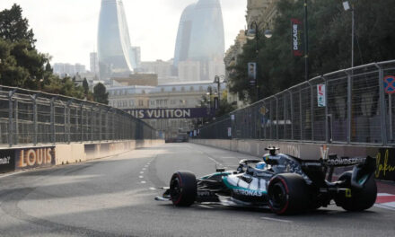 Russell logra la pole del GP de Azerbaiyán. El líder Antonelli se estrella contra el muro