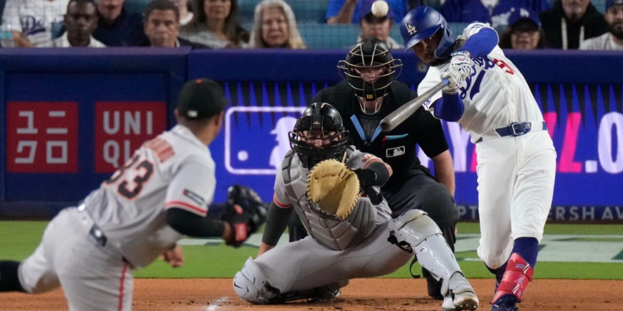 Mookie Betts conecta dos jonrones y los Dodgers pegan cuatro en la octava entrada en la victoria de 8-2 sobre los Giants.