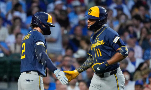 Chourio brilla y Cerveceros vencen 9-5 a Cachorros pese a mala apertura de Misiorowski