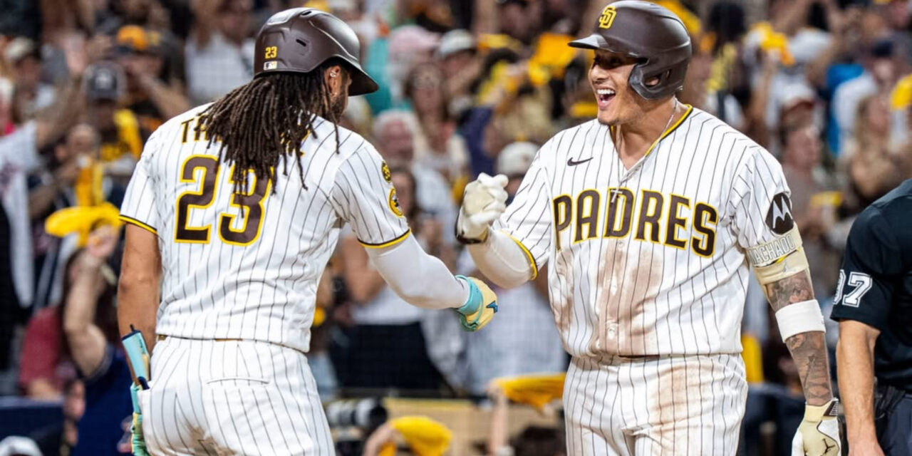 Padres vencen 10-7 a los Diamondbacks y aseguran la localía en la serie de comodines