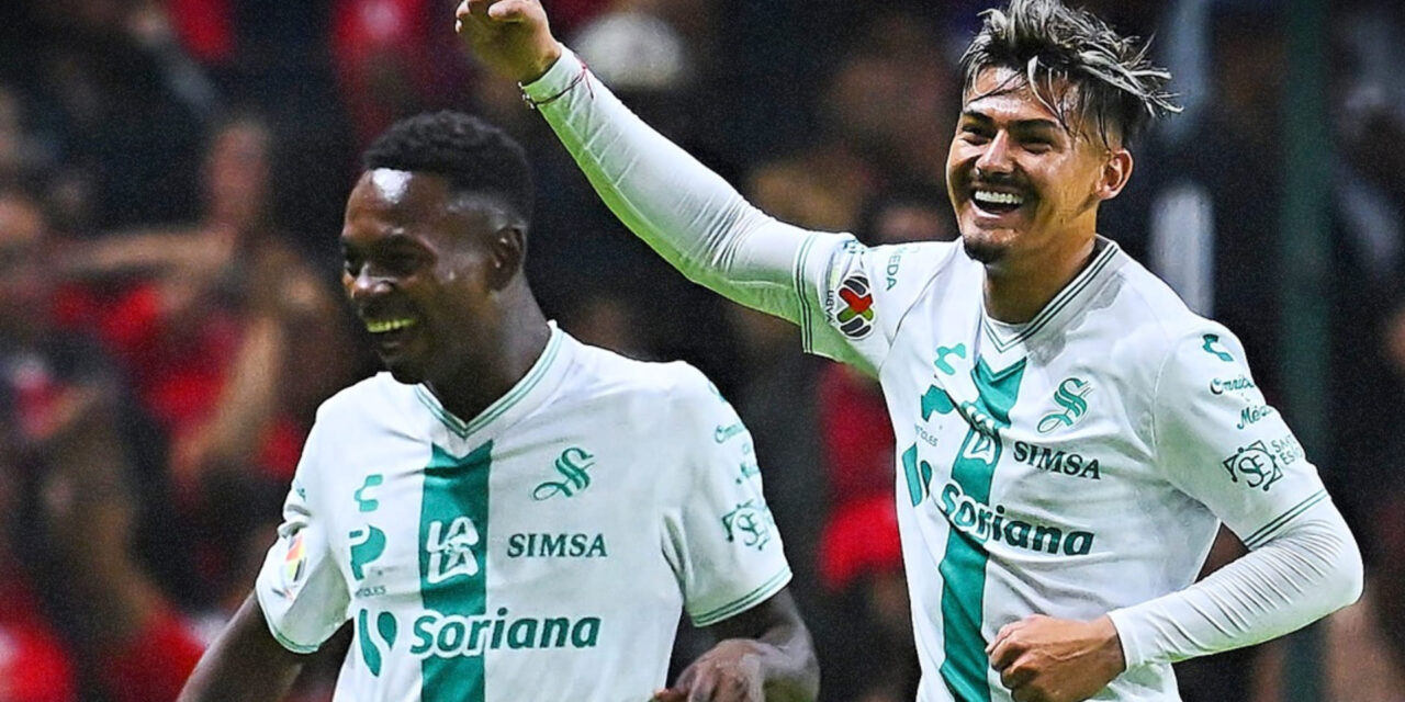 Santos Laguna sorprende al Toluca