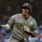 Machado pega jonrón y los Padres vencen 6-4 a los Gigantes para su 7ma victoria seguida