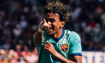 Yamal anota doblete y Espart anota otro en goleada 4-2 del Barcelona ante Levante