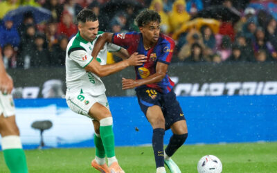 Triplete de Raphinha impulsa goleada 7-2 del Barcelona al Racing