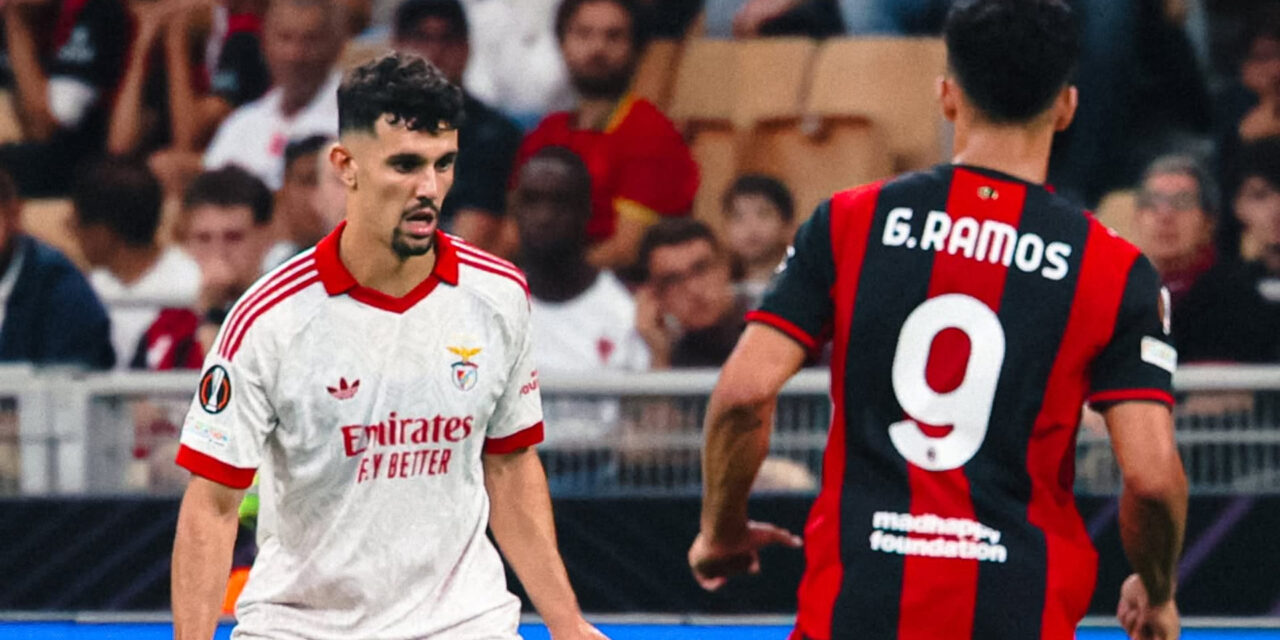 Benfica vence al AC Milan en la primera jornada de la Liga Europa