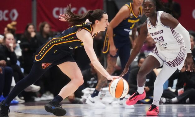 Indiana Fever venció al Toronto Tempo 103-85.