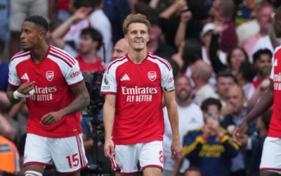 Arsenal remonta para vencer 2-1 a Chelsea y Man United deja más puntos en la Premier