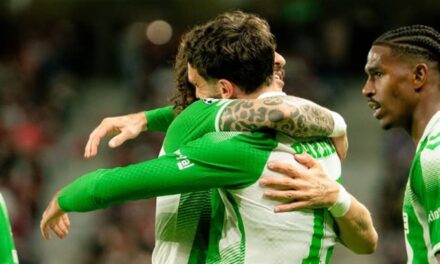 Fidalgo debuta en Champions y el Betis gana