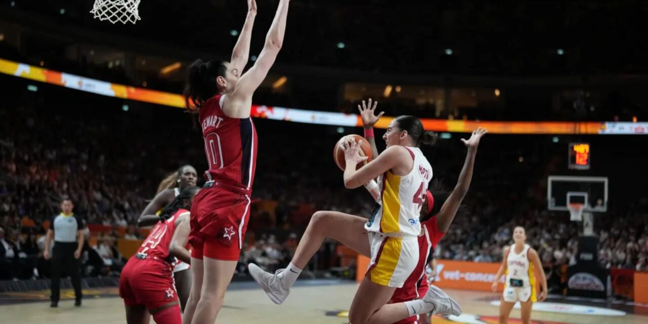 Estados Unidos supera a España por 76-66 y alcanza la final de la Copa del Mundo FIBA ​​contra Francia.