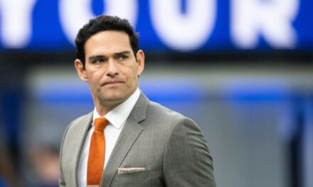 Mark Sánchez planea declararse culpable por pelea fuera de hotel