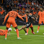 Xavi y Klopp se reparten puntos en su debut