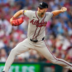 Bravos vencen 5-2 a los Filis y amplían a 5 juegos su ventaja en el Este