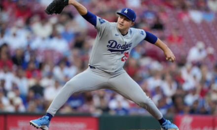 Dodgers aseguran su pase 14 al hilo a playoffs con 7 entradas en blanco de Skubal ante Rojos