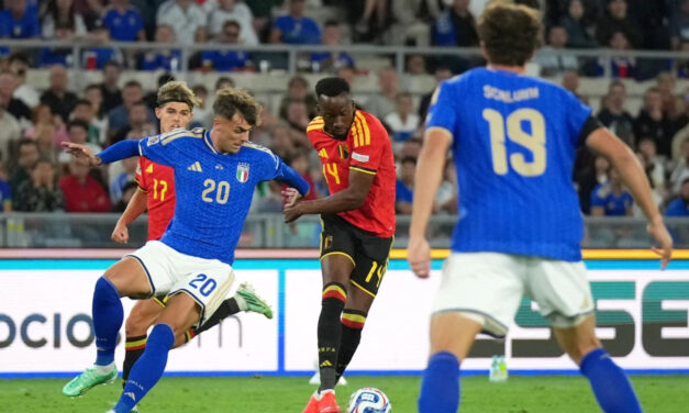 Italia arranca nuevo ciclo con derrota