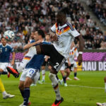 Alemania tropieza ante Grecia