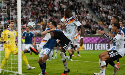 Alemania tropieza ante Grecia