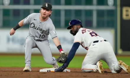 White Sox vencieron a los Astros 5-1.