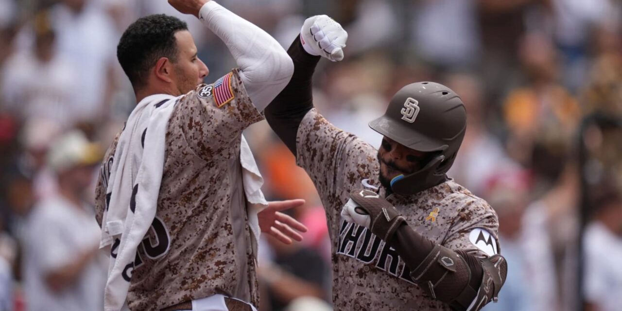 Tatis Jr., Cronenworth y Machado abren con jonrones y Padres vencen 4-3 a Yankees