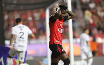 El Querétaro acabó con el invicto de los Xolos en casa