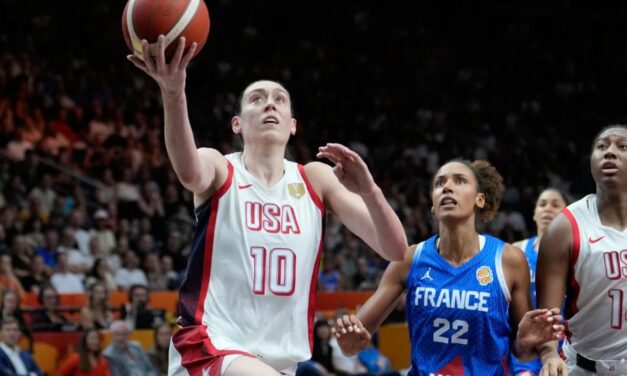Estados Unidos obtiene su quinto título seguido del Mundial femenino de baloncesto al vencer 97-79 a Francia