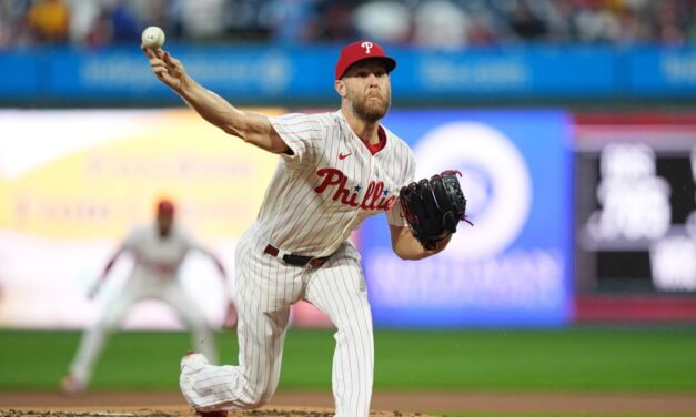 Wheeler receta 7 ponches consecutivos al inicio del partido guiando a los Phillies a una victoria de 6-4 sobre los Brewers.