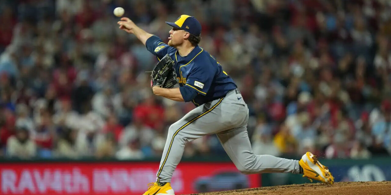 Los Brewers alcanzan las 100 victorias por primera vez y frenan el avance de los Phillies hacia los playoffs con un triunfo de 5-1.