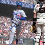 El doble impulsador de Call y el jonrón de tres carreras de Pages en la décima entrada llevan a los Dodgers a su victoria número 100, 5-1 sobre los Giants.