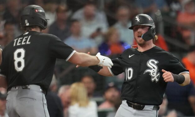 White Sox golpean primero en serie de comodines al vencer a los Astros 6-3