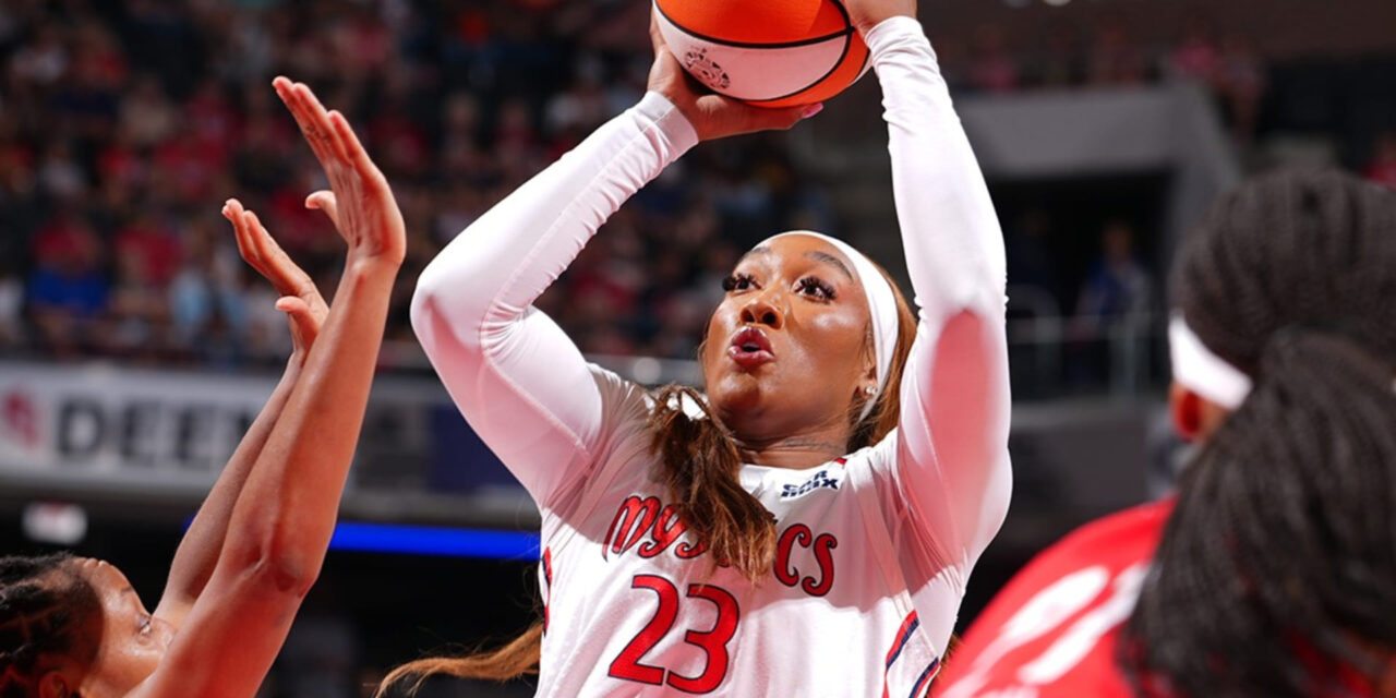 Washington Mystics vencieron a las Indiana Fever 93-77.
