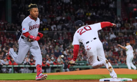 Los Guardians aseguran nuevamente un puesto en los playoffs al vencer por la mínima (1-0) a los Red Sox gracias a un jonrón de Martínez.