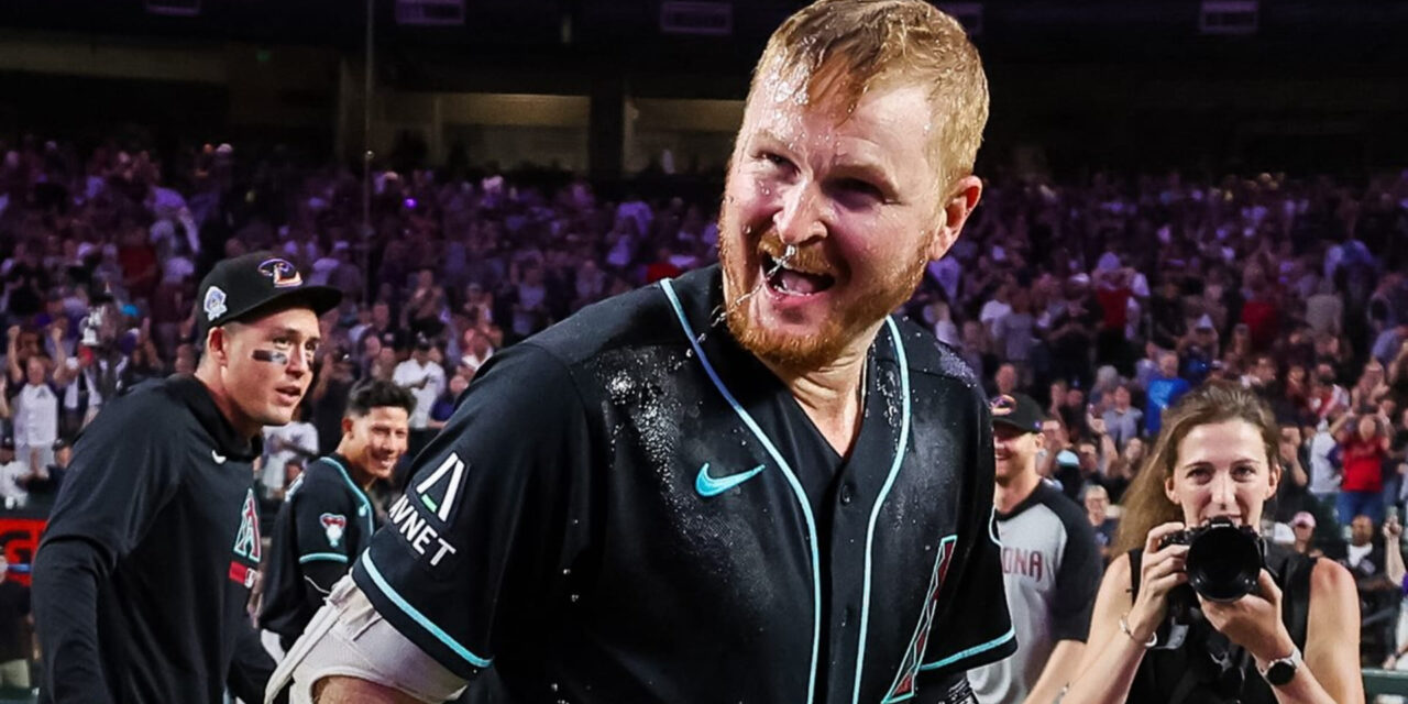 Jonrón de dos carreras de Pavin Smith que decidió el partido llevó a los D-backs a vencer a los Yankees por 5-3