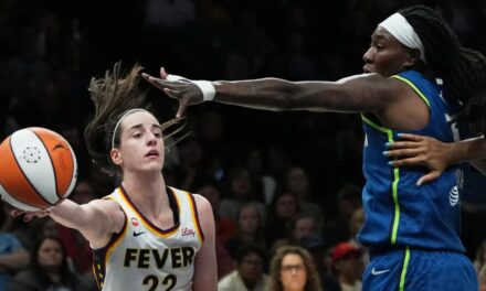 Las Lynx hacen valer su condición de primeras cabezas de serie sin Miles y desplazan a Clark y a las Fever al sexto puesto para los playoffs de la WNBA.