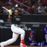Toros empareja la Serie del rey con una frenética ofensiva