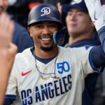 Dodgers liderados por Mookie Betts con 4 hits superan 10-4 a Gigantes