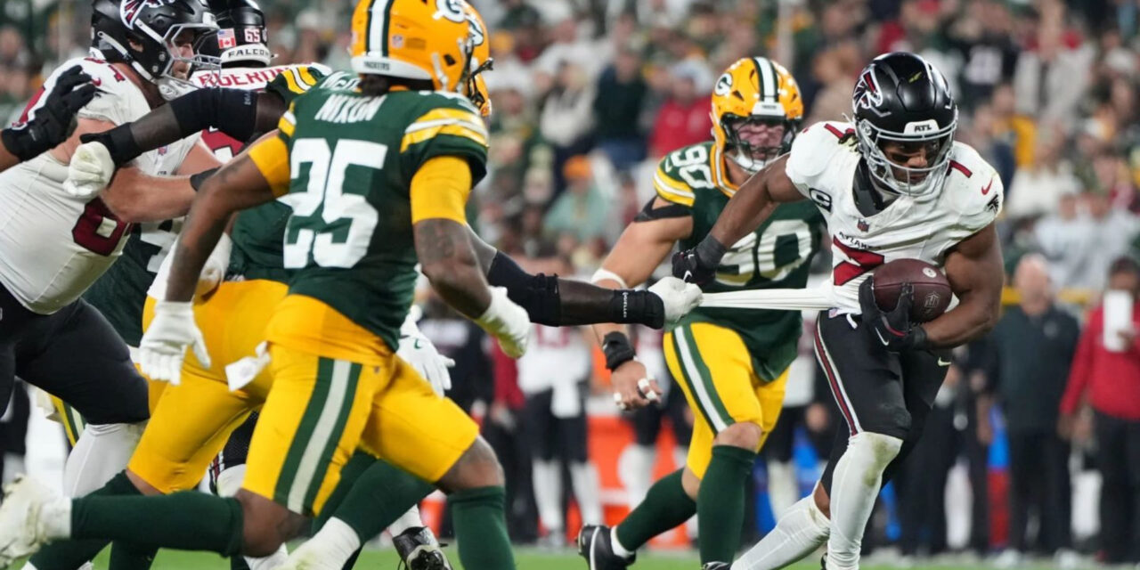 Bijan Robinson arrasa con los Packers y los Falcons logran una cómoda victoria por 35-14.