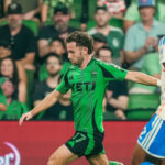 Christian Ramírez anota dos goles en los minutos finales para ayudar a Austin a remontar y empatar 3-3 con San Diego.
