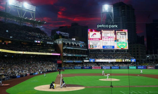 Los Padres esperan aprovechar la energía de su ruidosa afición al recibir a los Cubs