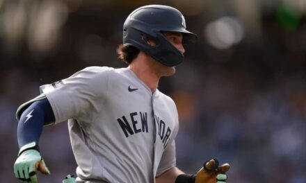 Spencer Jones inicia ataque clave y Yankees vencen 5-1 a Padres