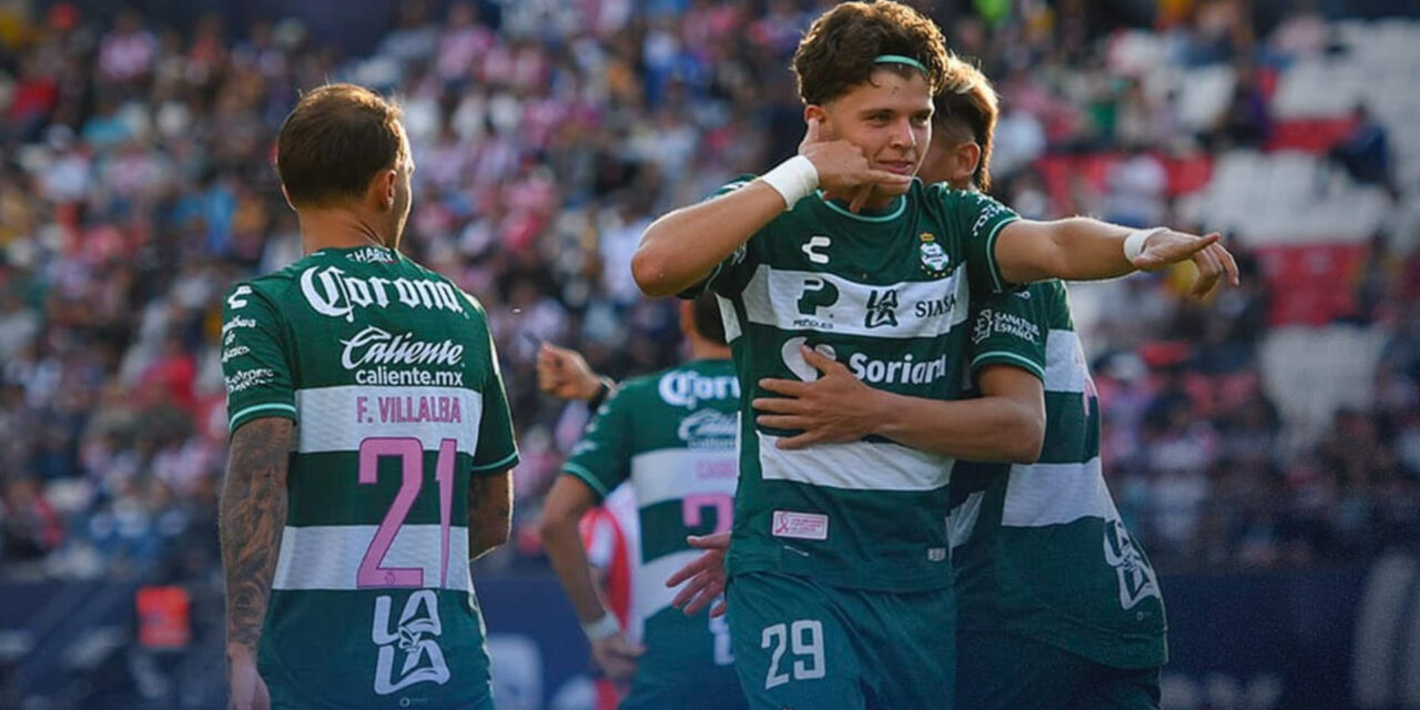 Jiménez marca doblete y le da a Santos Laguna el triunfo ante San Luis