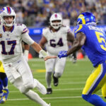 Josh Allen suma 331 yardas y los Bills superan a los Rams 37-34 en tiempo extra.
