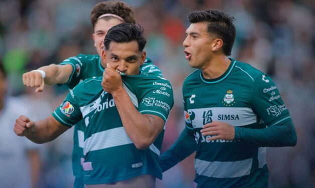 Santos golea a Querétaro 