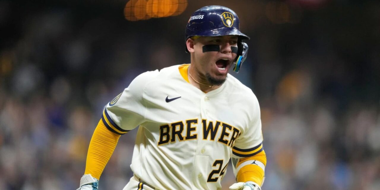 Brewers superan por la mínima (3-2) a los Padres en el primer partido de la NLDS, marcado por una jugada insólita en la novena entrada.